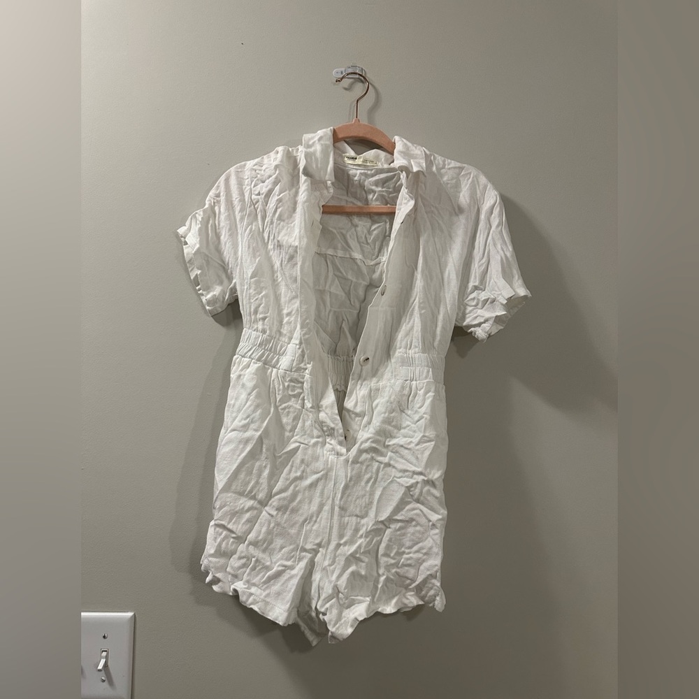 NEVER WORN - Pull&Bear Beach Romper White